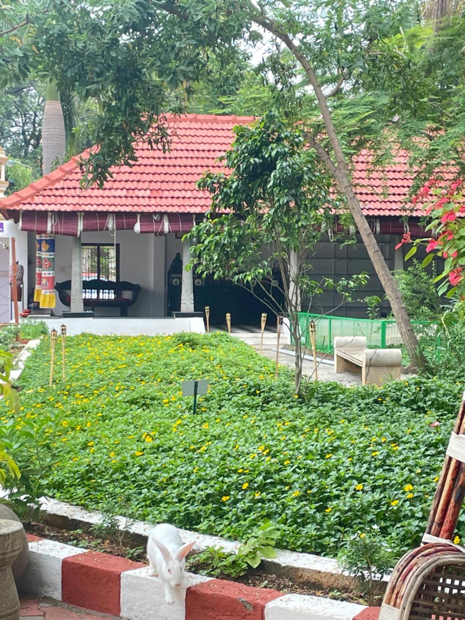 Chola Heritage Resort Karaikkudi Bagian luar foto