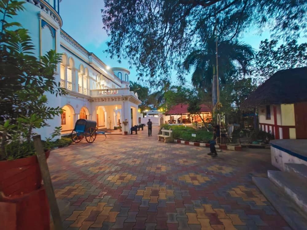Chola Heritage Resort Karaikkudi Bagian luar foto