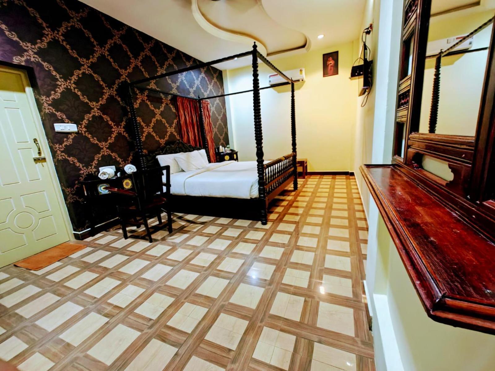 Chola Heritage Resort Karaikkudi Bagian luar foto